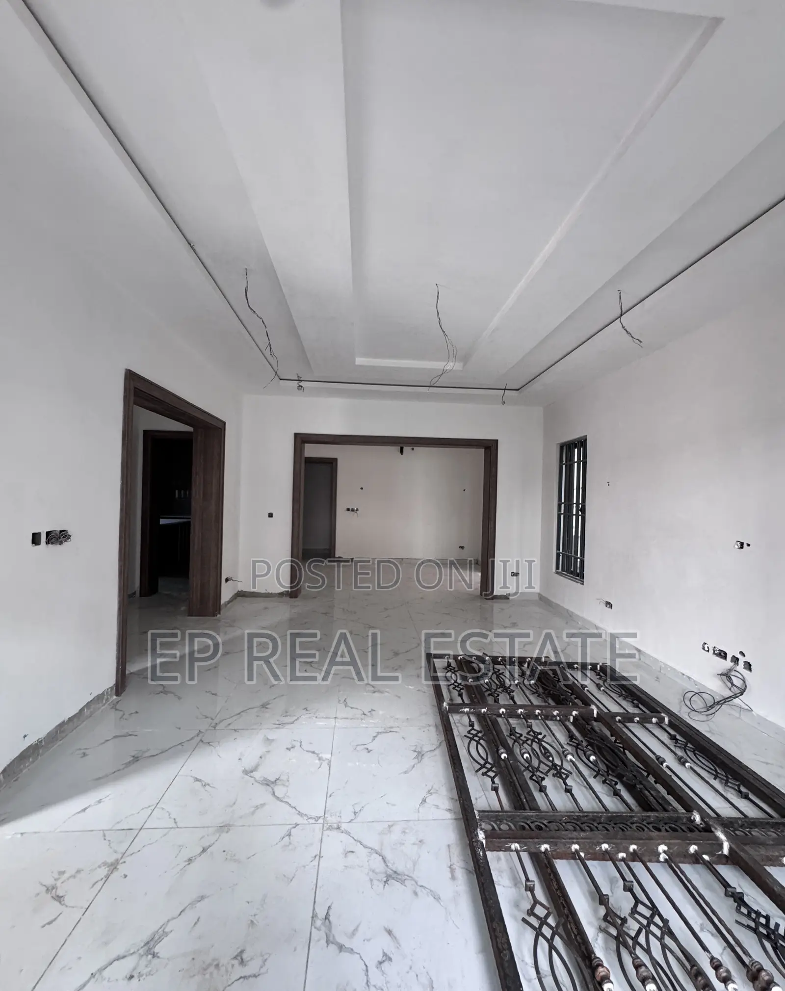 5bdrm Duplex in Wuse Zone7 for sale in Zone 7 / Wuse