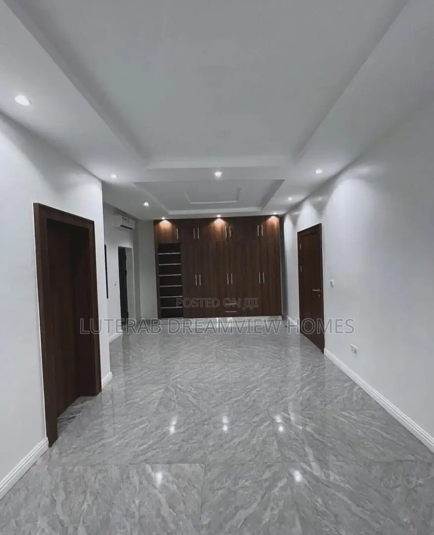 4bdrm Duplex in Tarred Road, Guzape District for rent in Guzape District