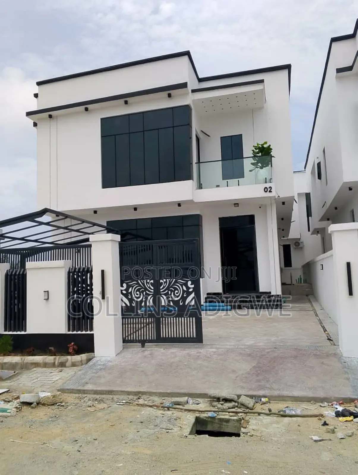 5bdrm Duplex in Royal Pine Orchid, Chevron for sale in Chevron