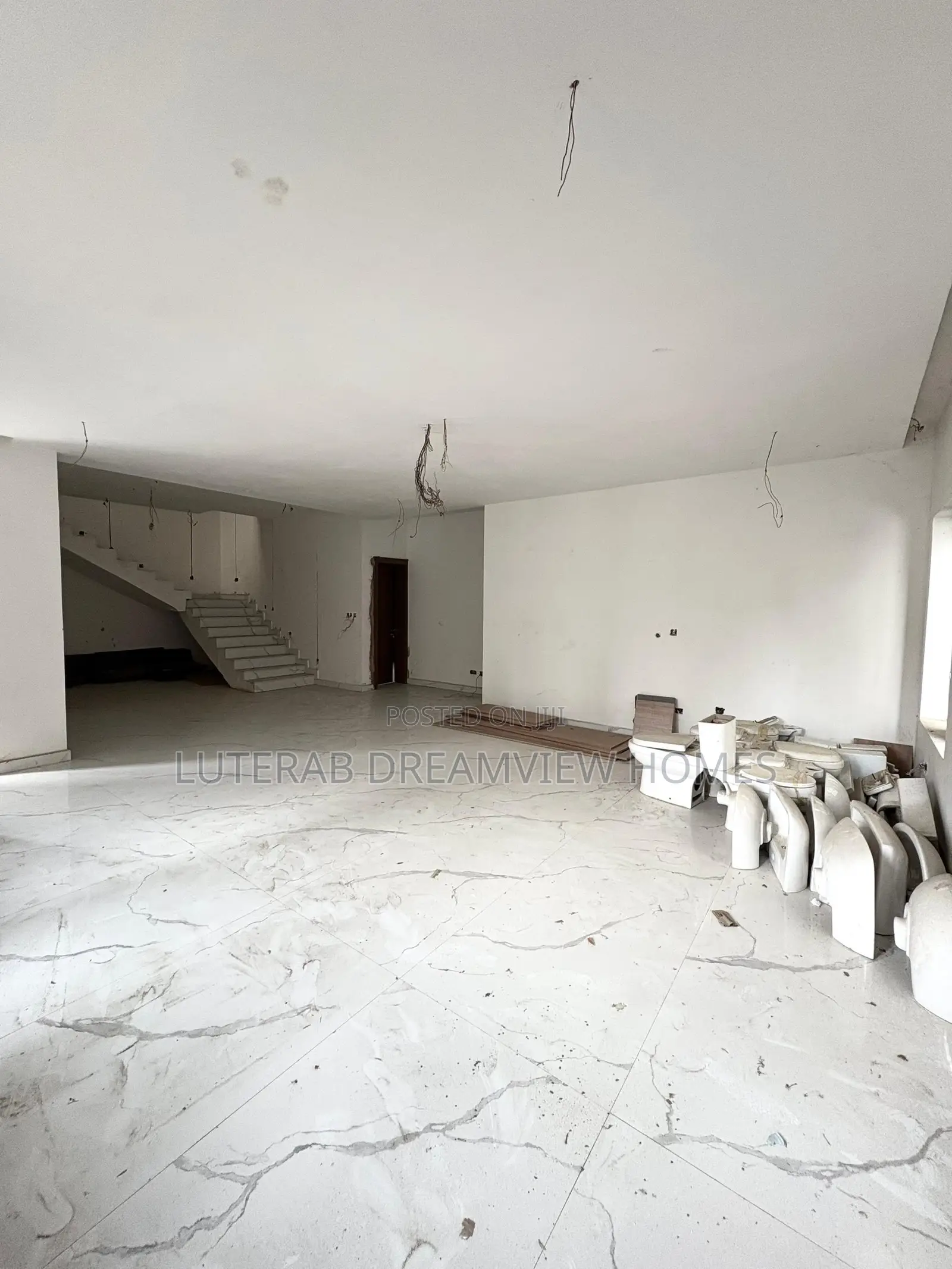 5bdrm Duplex in Tarred Road, Katampe Extension for sale in Katampe Extension