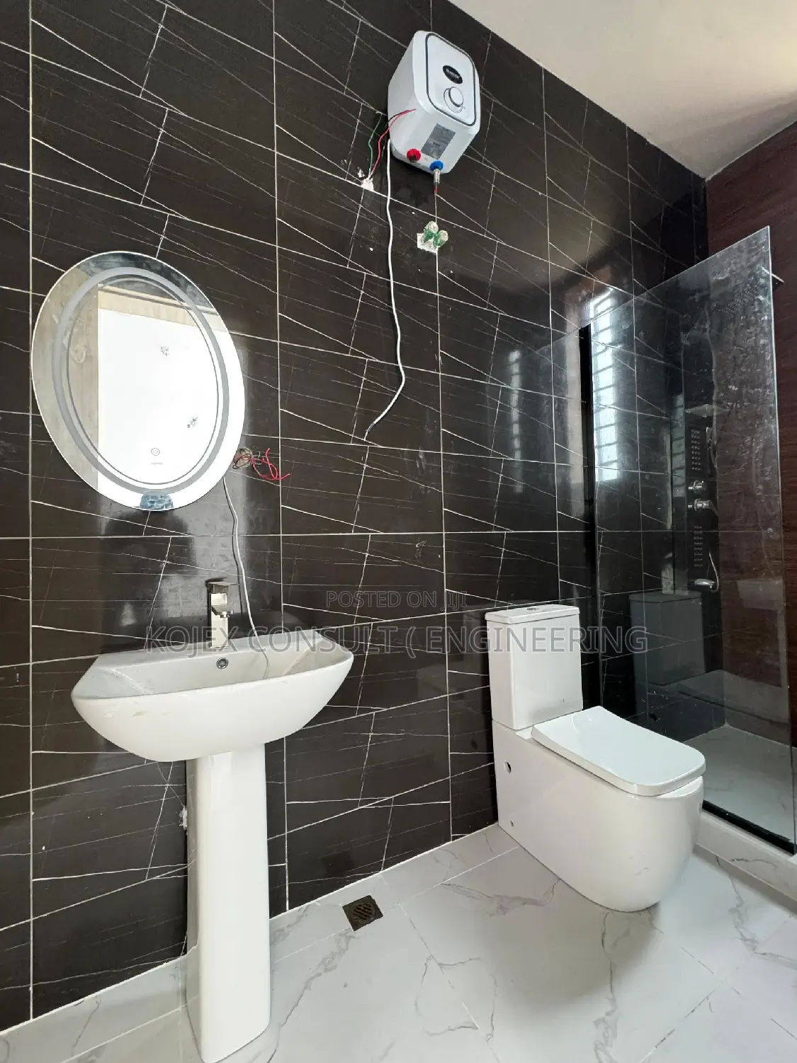 5bdrm Duplex in Ogba for sale in Ogba