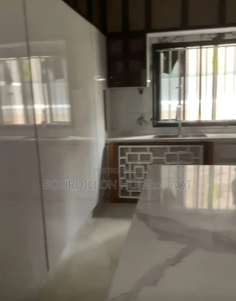 6bdrm Apartment in Lekki Phase 1 for sale in Lekki Phase 1