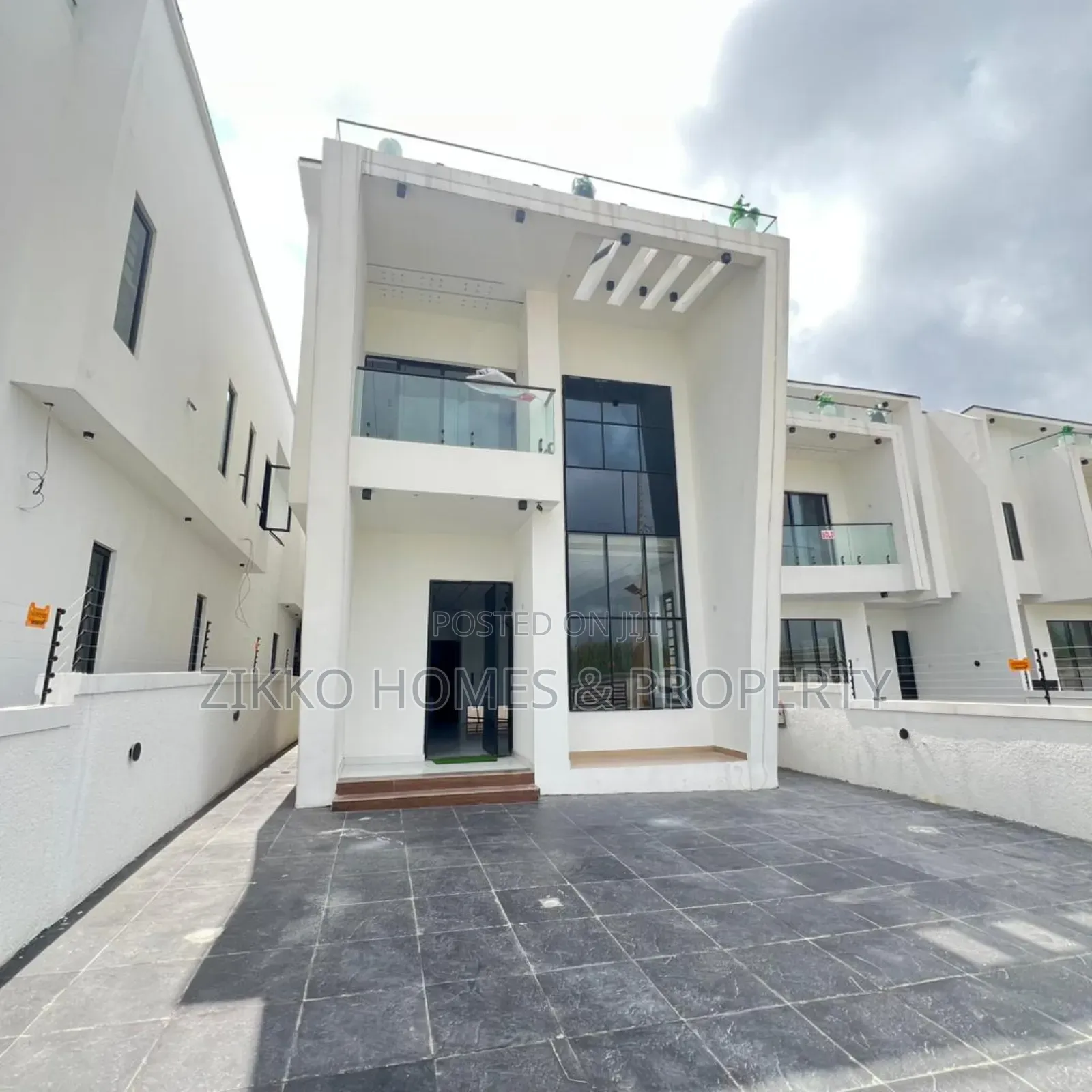 5bdrm Duplex in Ajah, Lekki for sale in Lekki