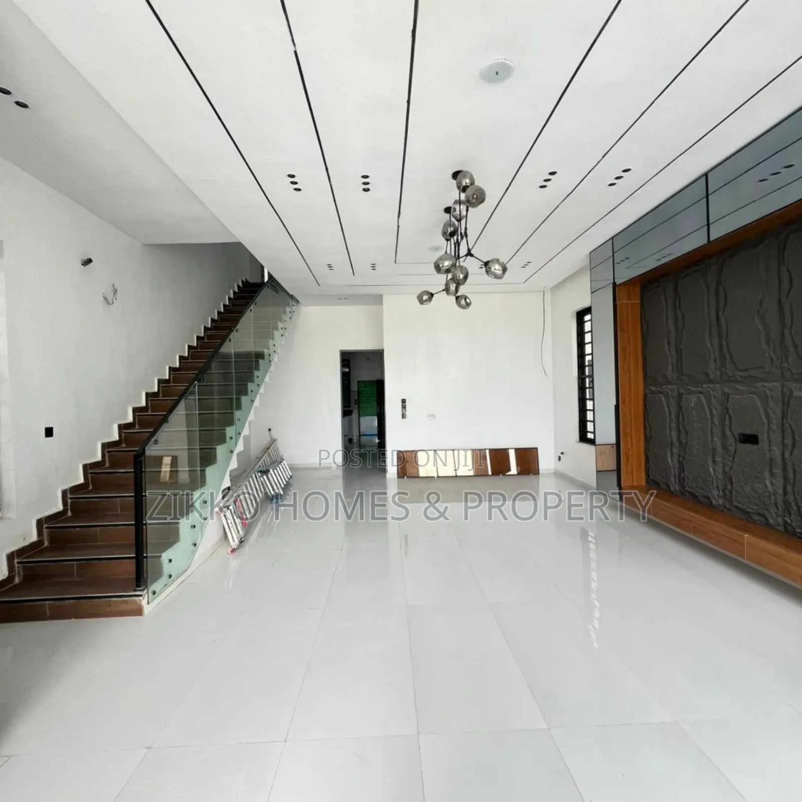 5bdrm Duplex in Ajah, Lekki for sale in Lekki