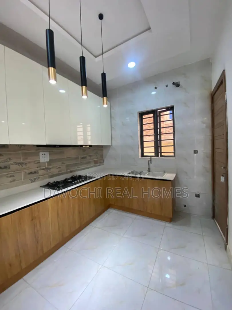 2bdrm Apartment in Chevron for rent in Chevron