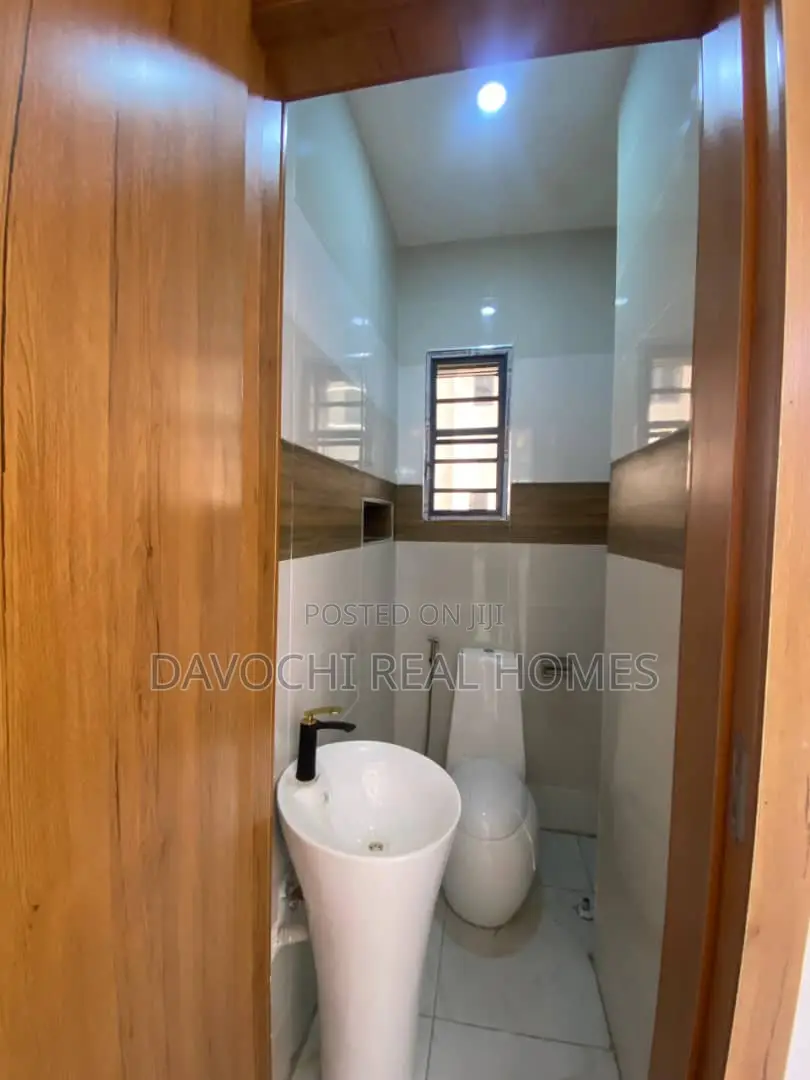2bdrm Apartment in Chevron for rent in Chevron