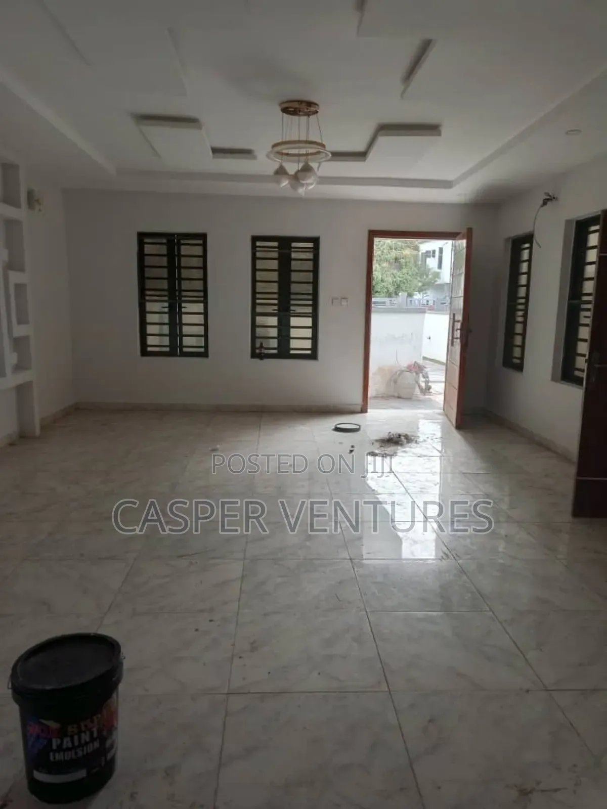 4bdrm Duplex in White, Ologolo for sale in Ologolo