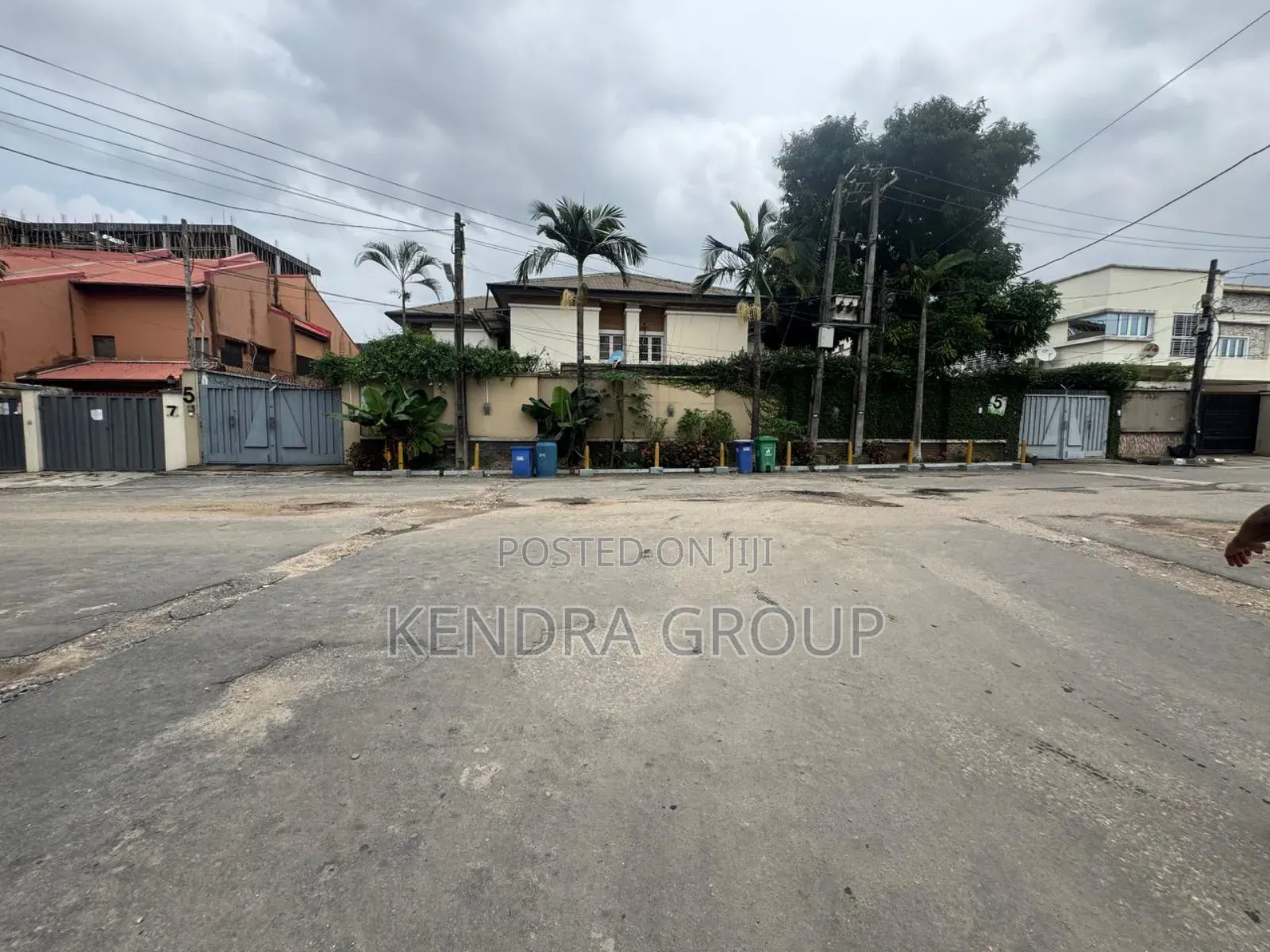 5bdrm Mansion in Adeniyi Jones, Ikeja for sale in Ikeja
