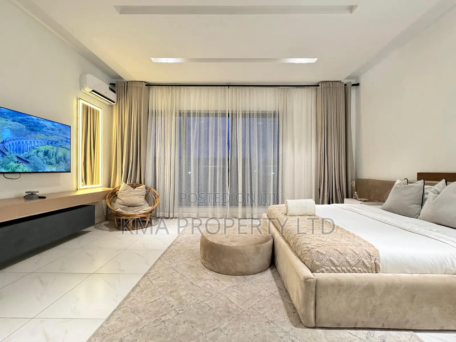 Luxurious 2 Bedroom Apartments With Ps5 Pool and Gym in Lekki Phase 1