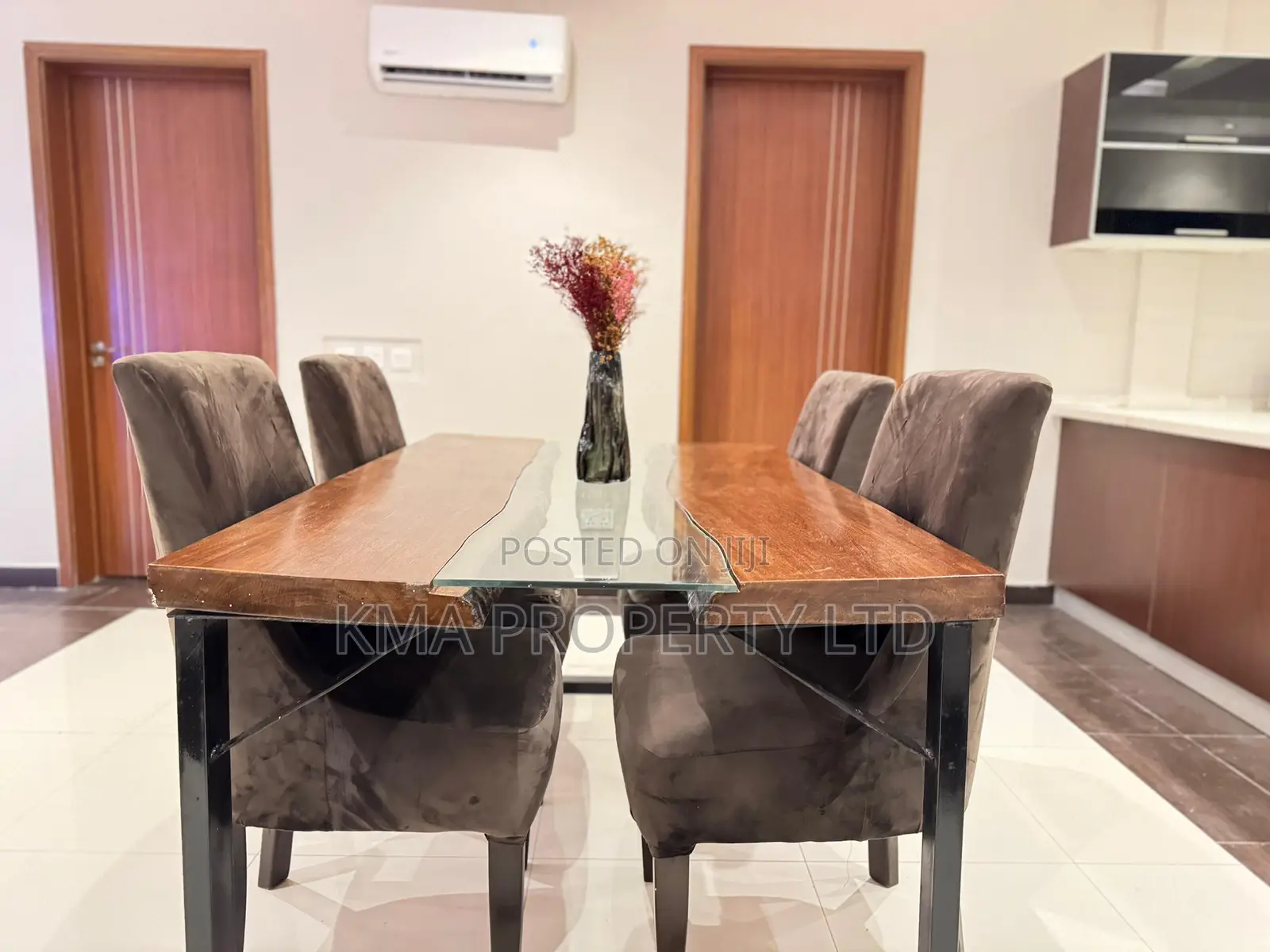 Luxurious 2 Bedroom Penthouse With Pool Gym and Ps5 in Victoria Island