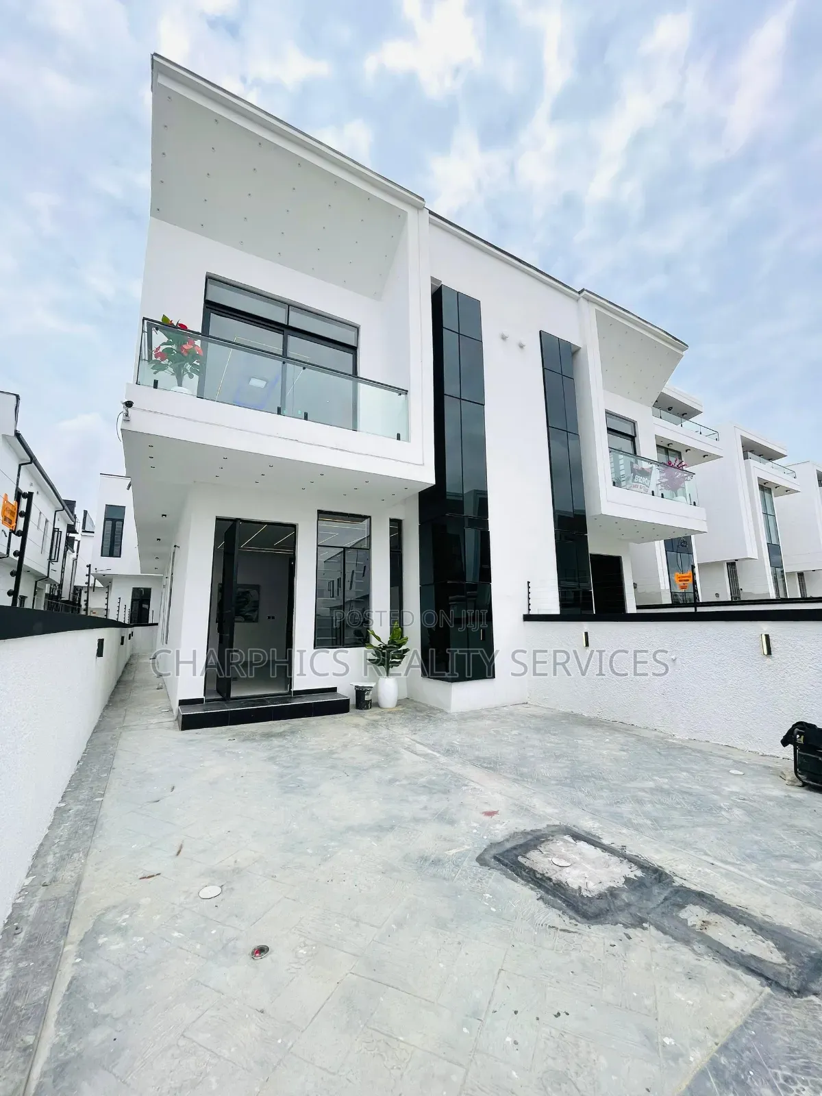 4bdrm Duplex in Ajah for sale in Ajah