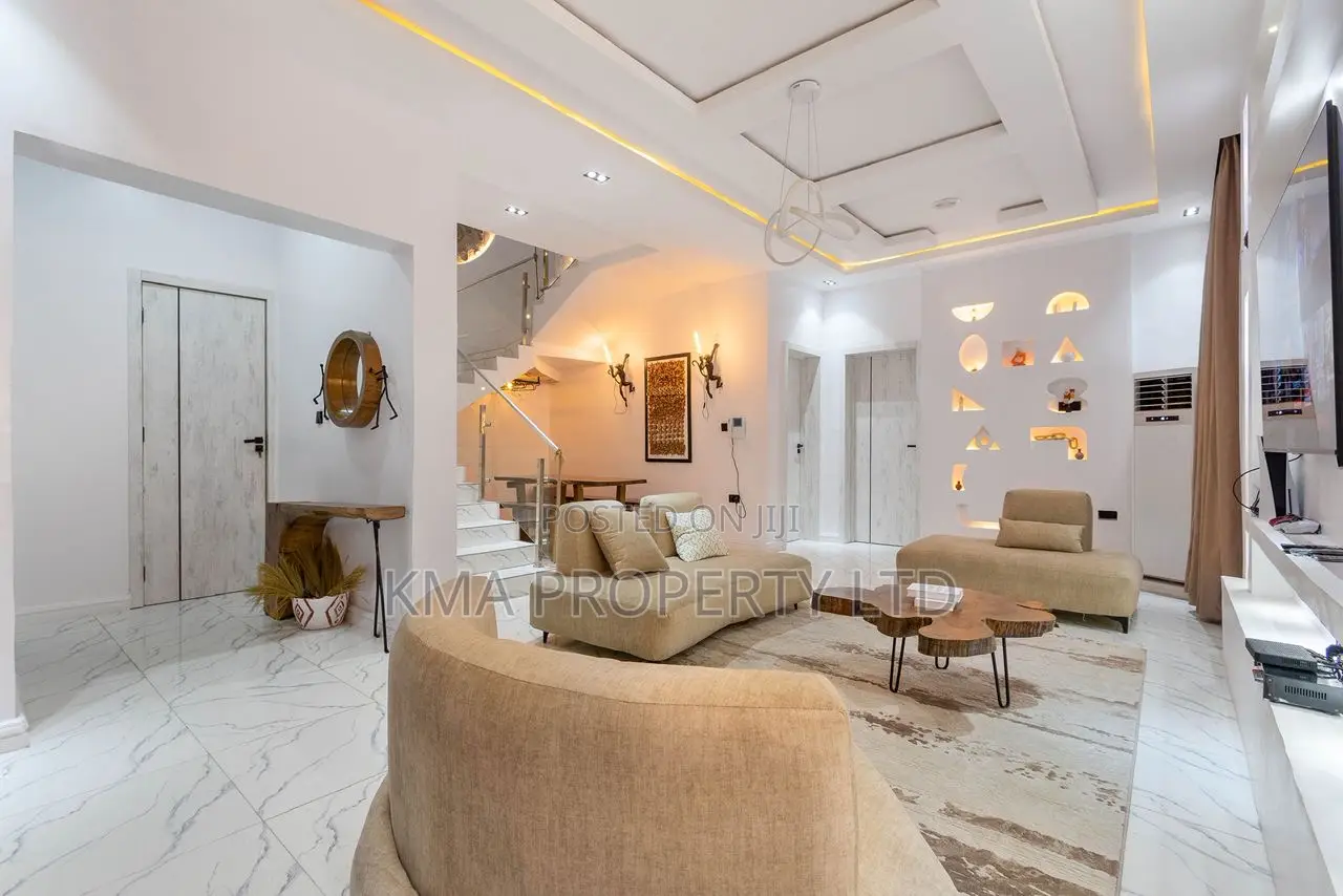 Luxurious and Fully Serviced 4 Bedroom Duplex With Ps5, Snooker, Pool in Ikate