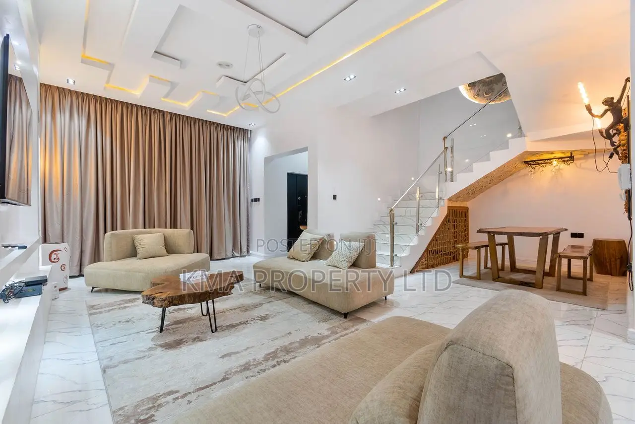 Luxurious and Fully Serviced 4 Bedroom Duplex With Ps5, Snooker, Pool in Ikate