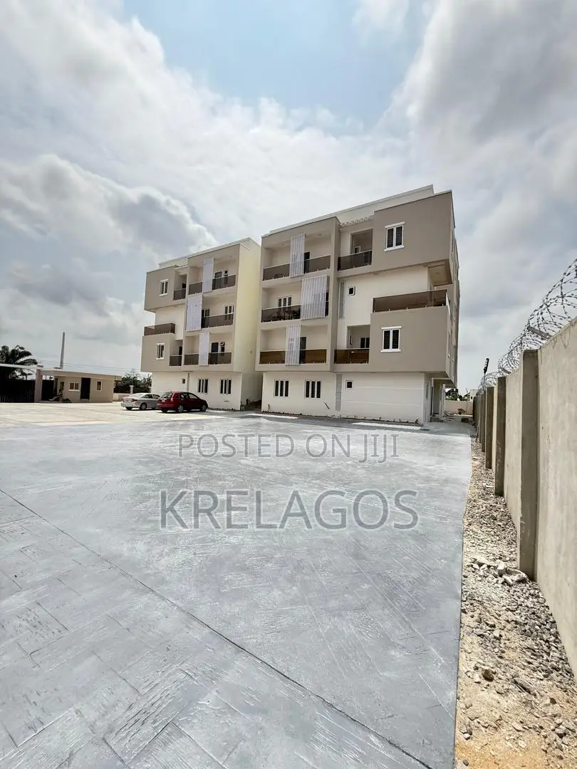 3bdrm Apartment in Ikota for sale in Ikota