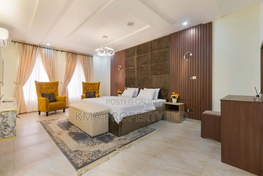 Luxurious 4 Bed Duplex With Pool and Snooker in Ikate