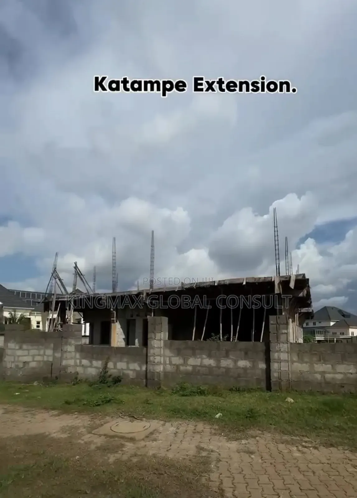 For Sale at Katampe Extension: 
Size: 1,333m2 Residential
Title: Cofo in Katampe