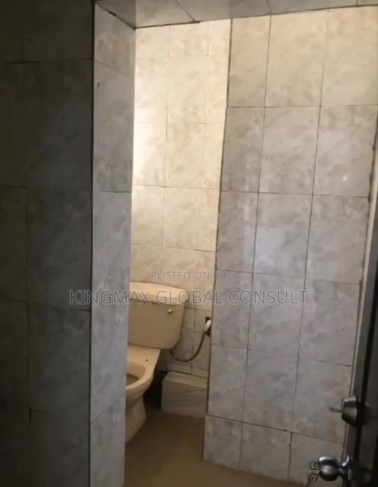 3bdrm Block of Flats in Area 1 Abuja for sale in Area 1