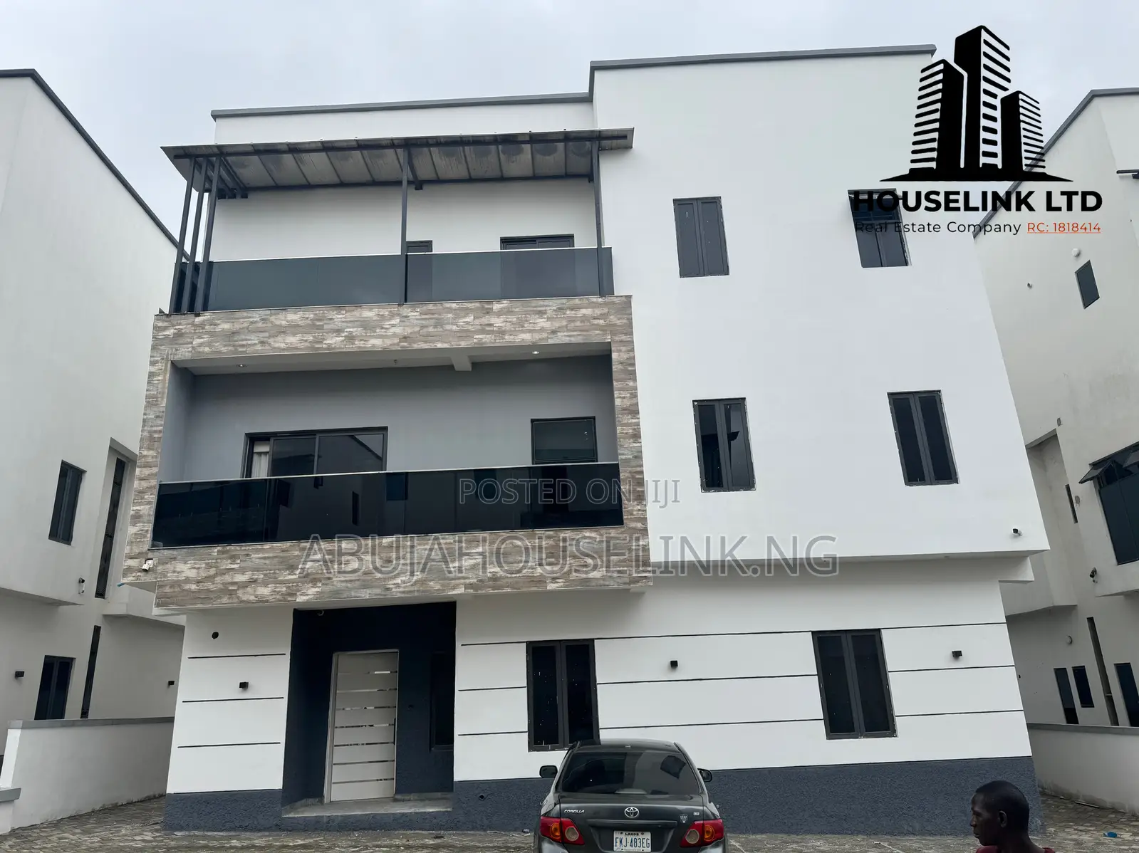5bdrm Duplex in Guzape Main Abuja for sale in Guzape District