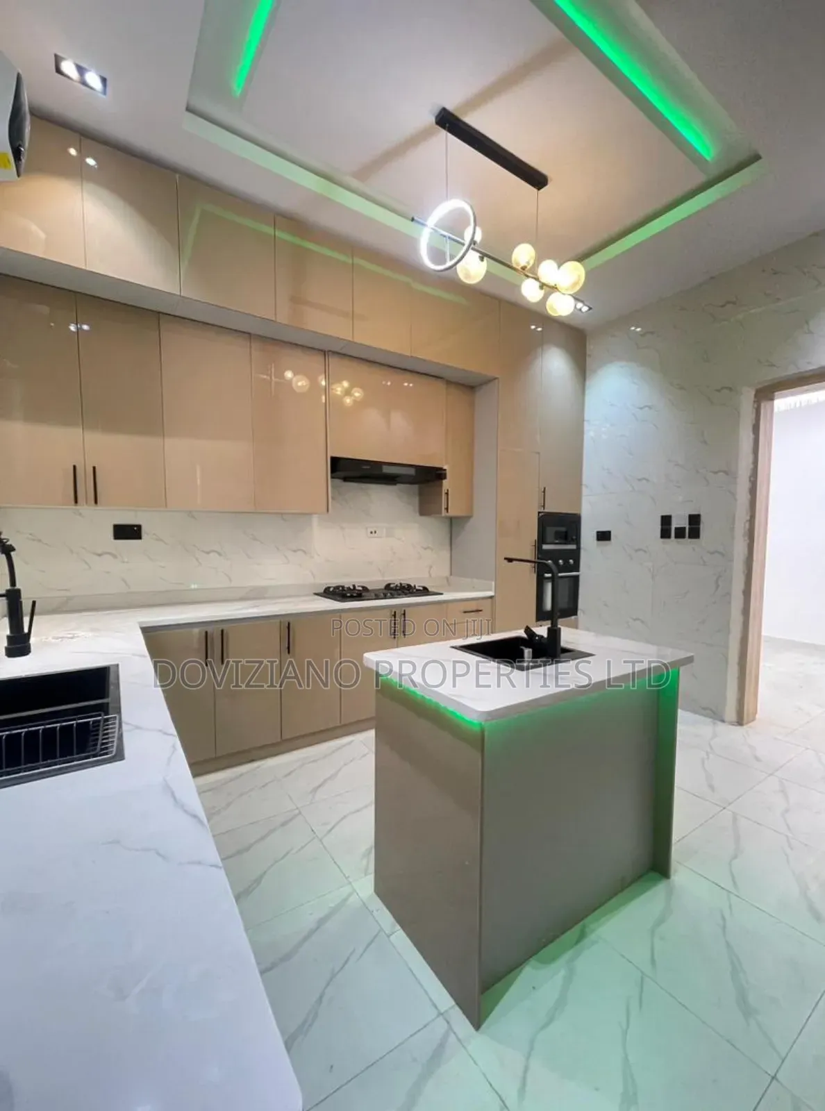 4bdrm Duplex in Lekki for sale in Lekki