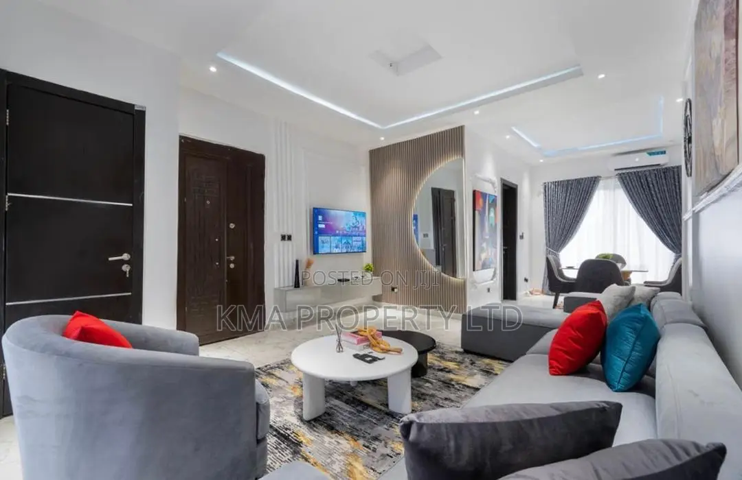 Beautifully Furnished 2 Bedroom Apartment With Ps4 and Snooker in Lekki Phase 1