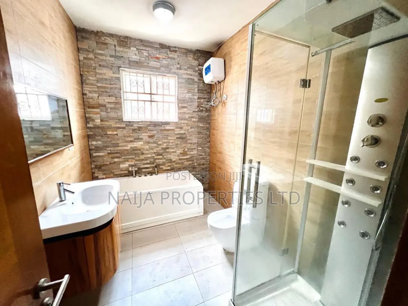 3bdrm Apartment in Banana Island, Ikoyi for sale in Ikoyi