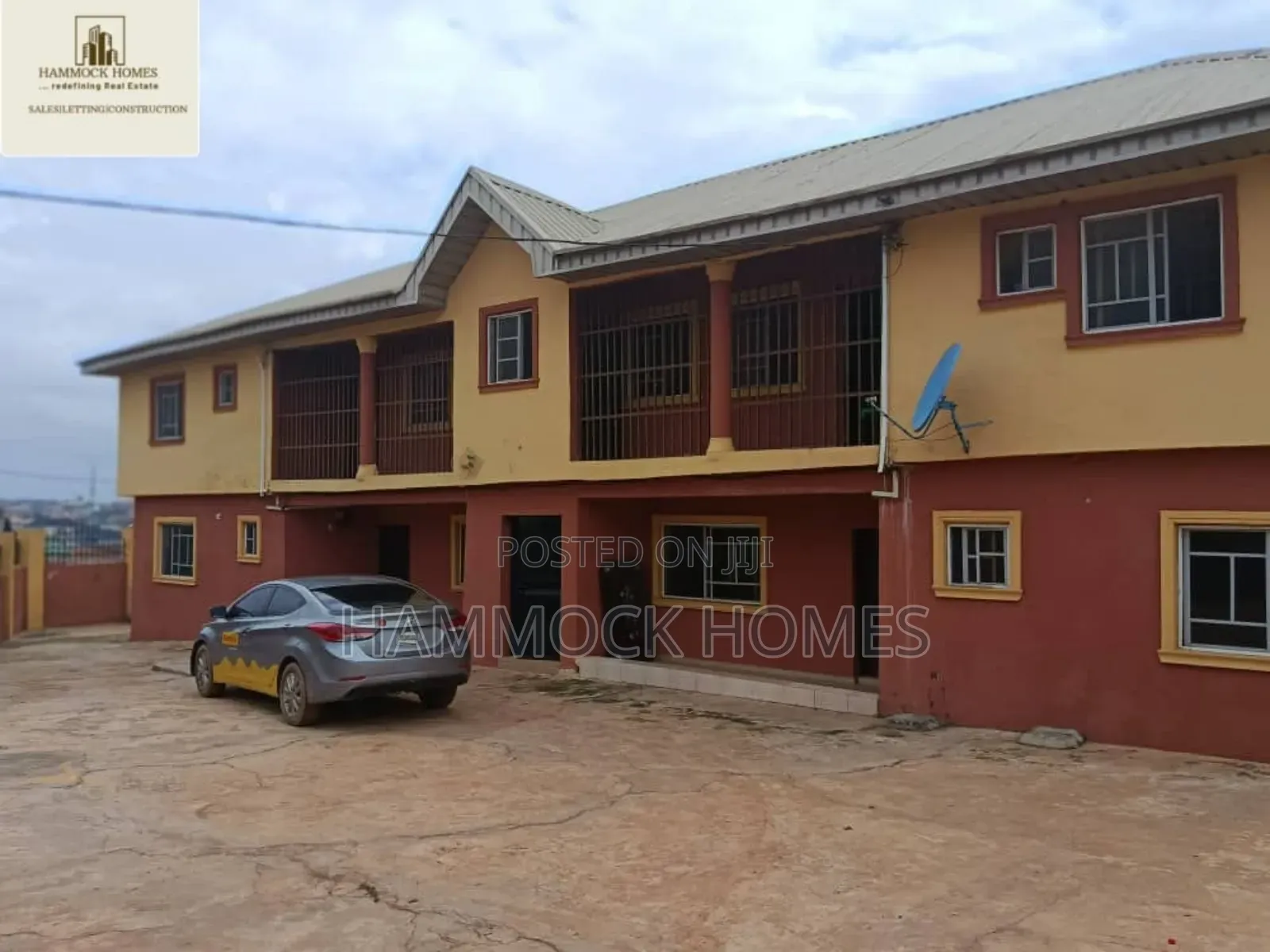12bdrm Block of Flats in Ologbo Estate, Ologuneru for sale in Ologuneru