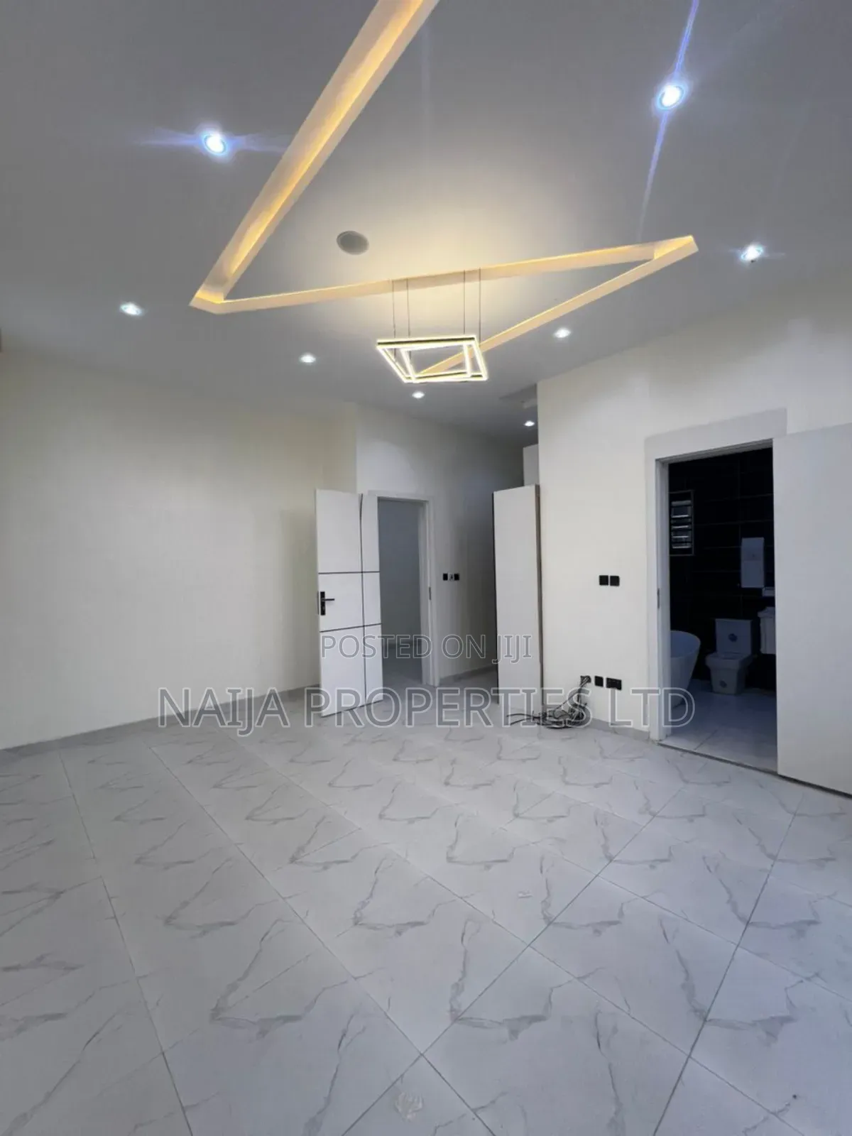 4bdrm Duplex in Lbs, Sangotedo for sale in Sangotedo