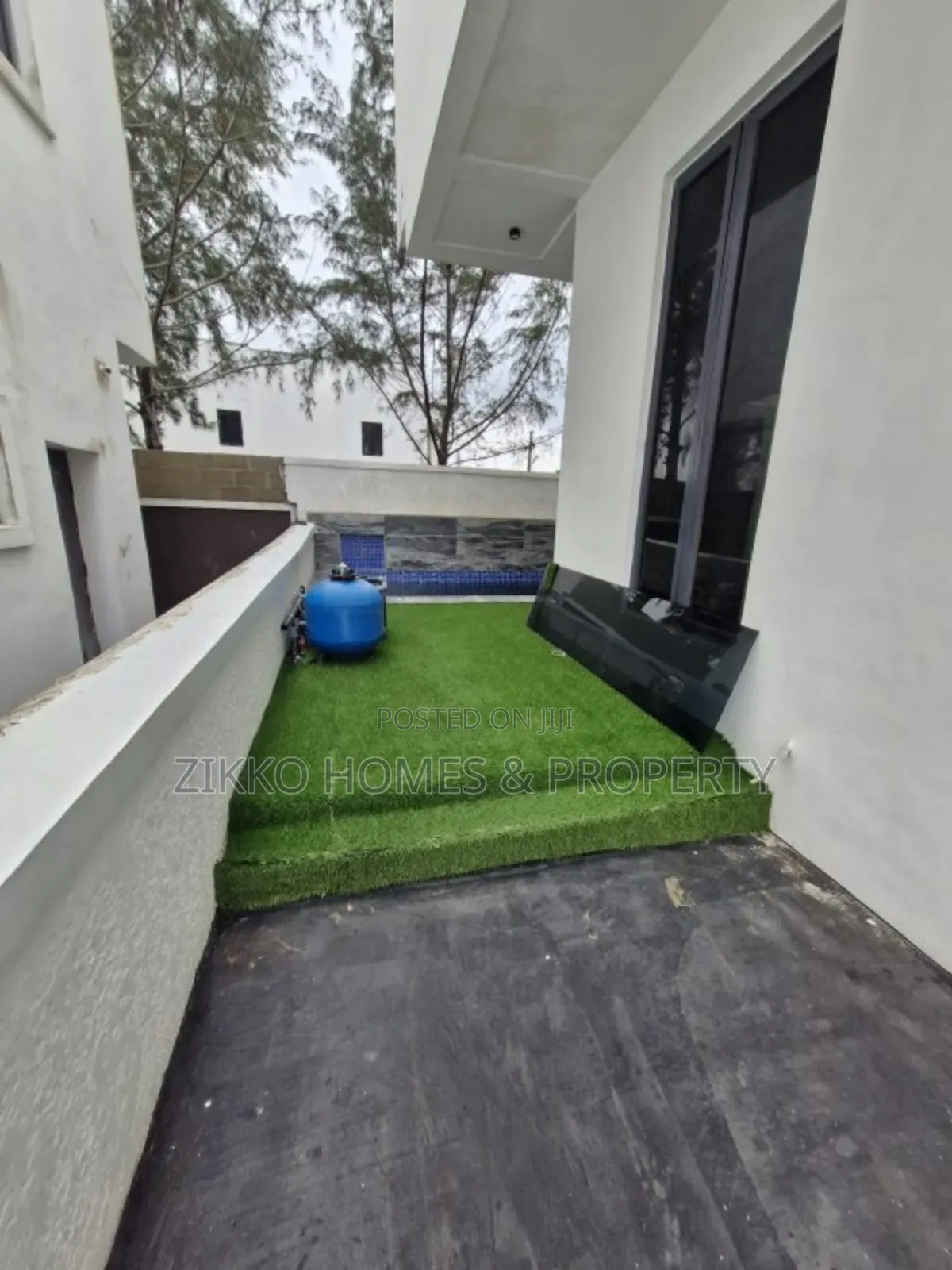 5bdrm Duplex in Megamound, Lekki for sale in Lekki