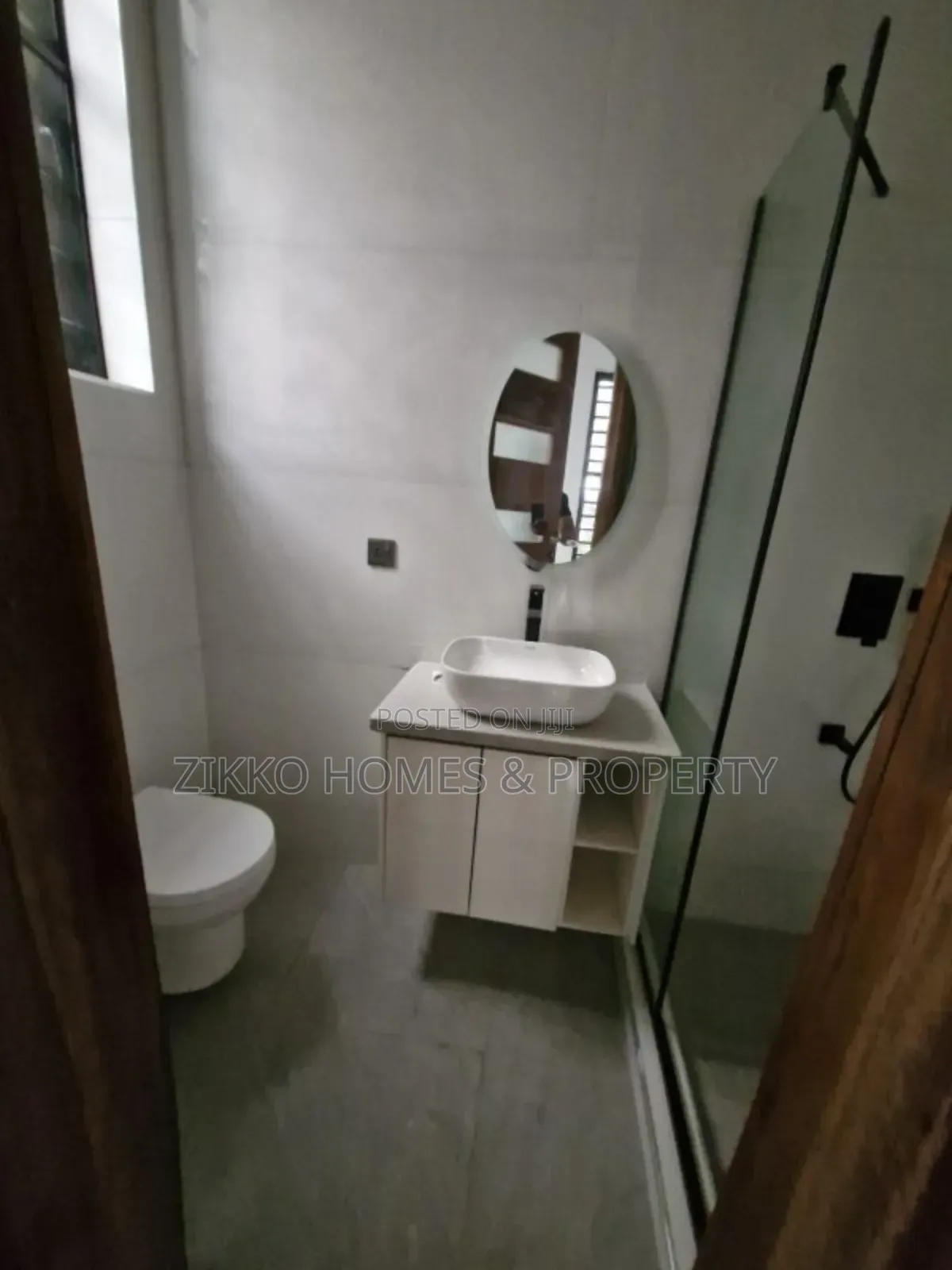 5bdrm Duplex in Megamound, Lekki for sale in Lekki