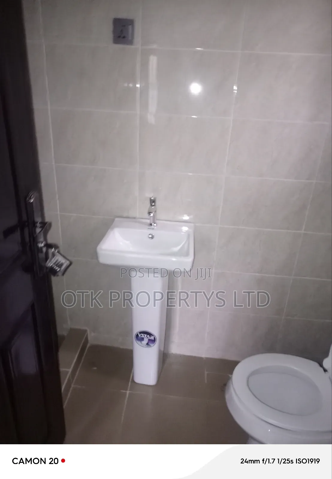2bdrm Block of Flats in Military Pension, Kubwa for rent in Kubwa
