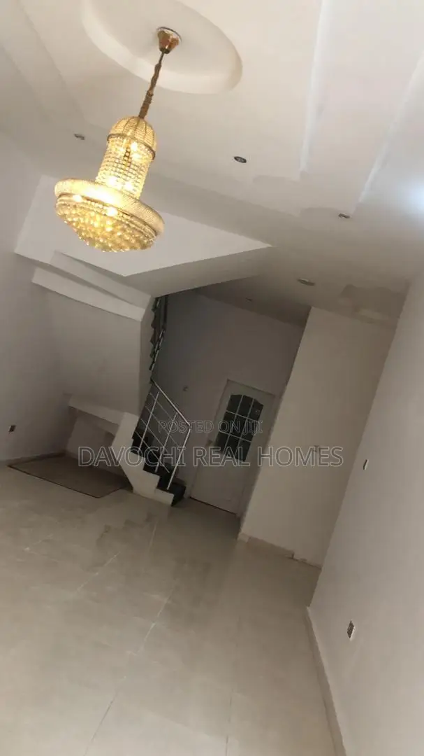 4bdrm Duplex in Ogidan, Sangotedo for rent in Sangotedo