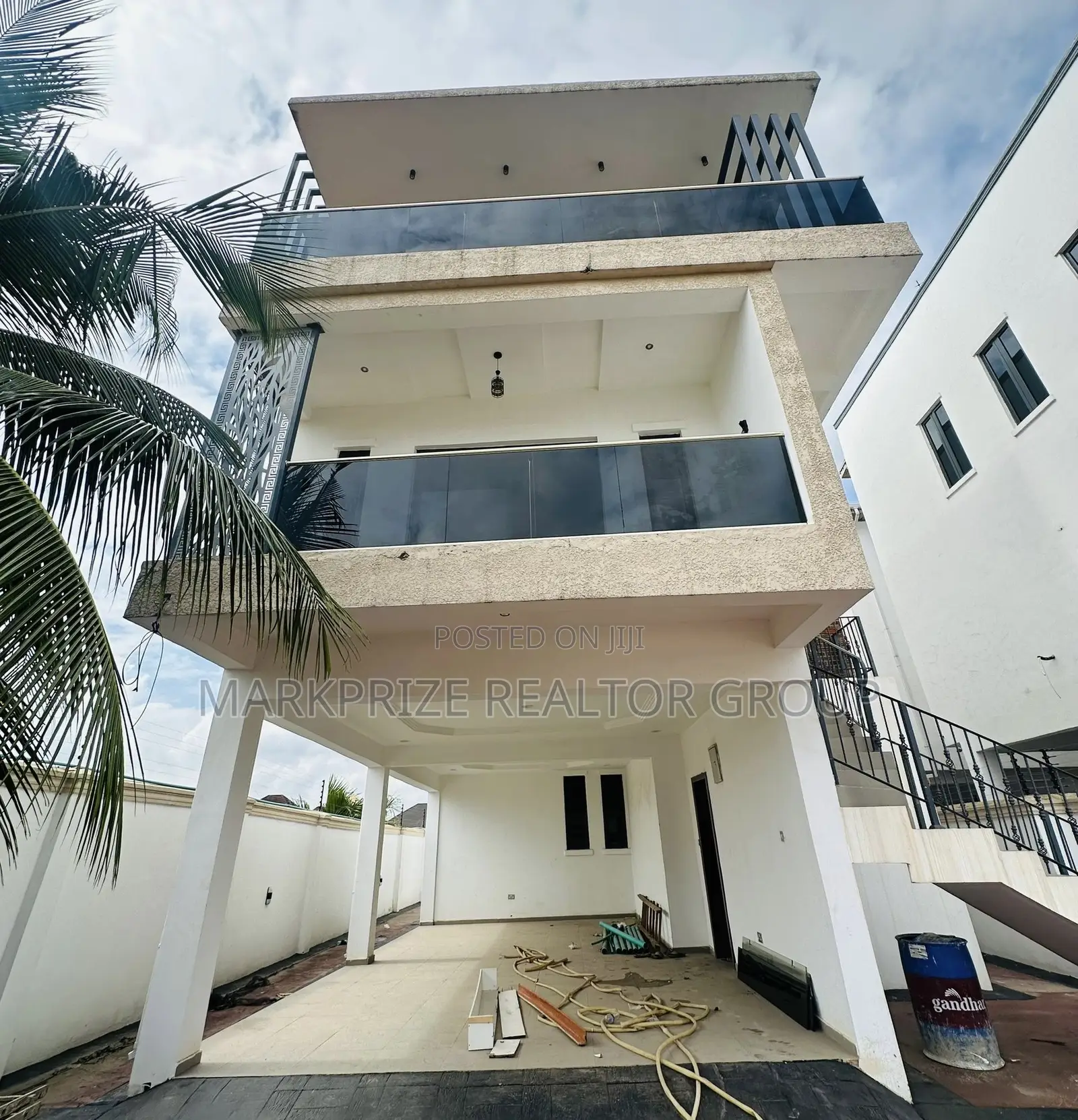 4bdrm Duplex in Magodo Phase 2 Lagos for sale in Magodo