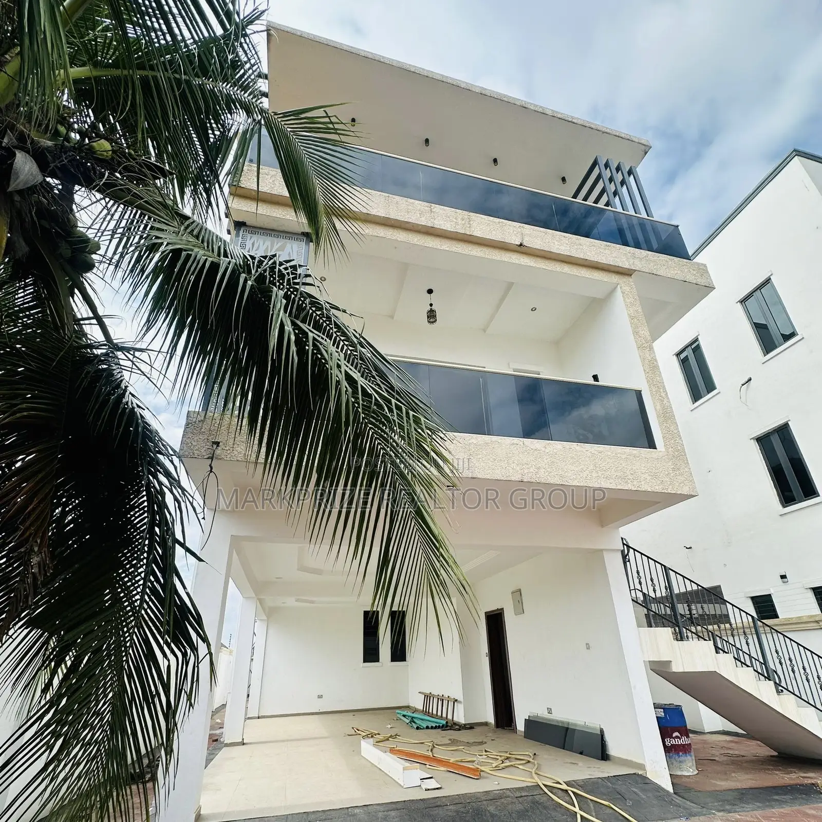 4bdrm Duplex in Magodo Phase 2 Lagos for sale in Magodo