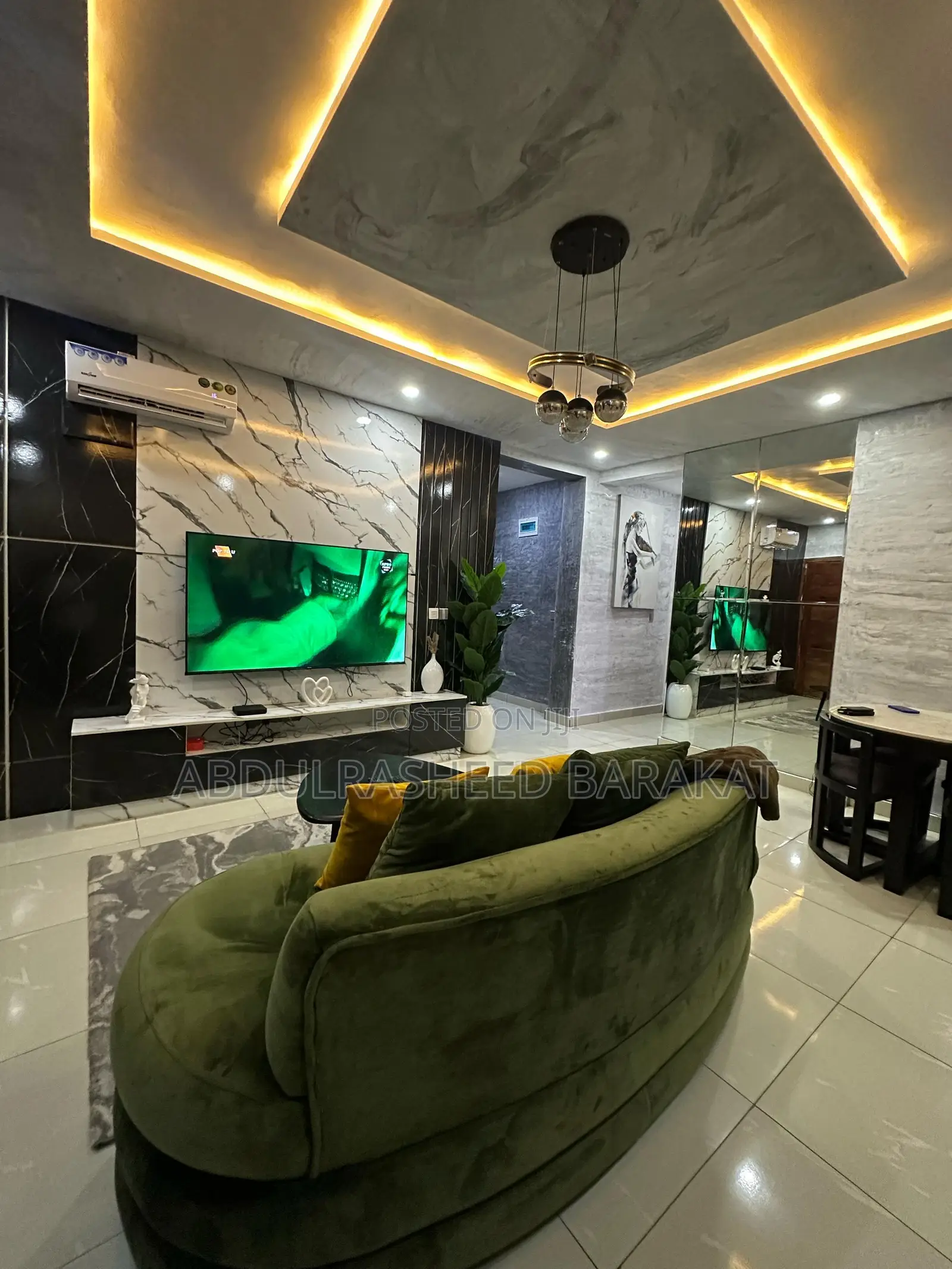 Luxury One Bedroom Apartment With Pool and Balcony in Ikate