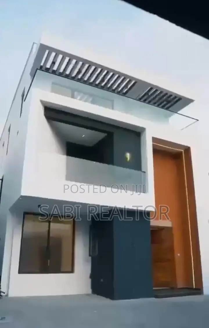 Furnished 5bdrm Duplex in Lekki for sale in Lekki Phase 1
