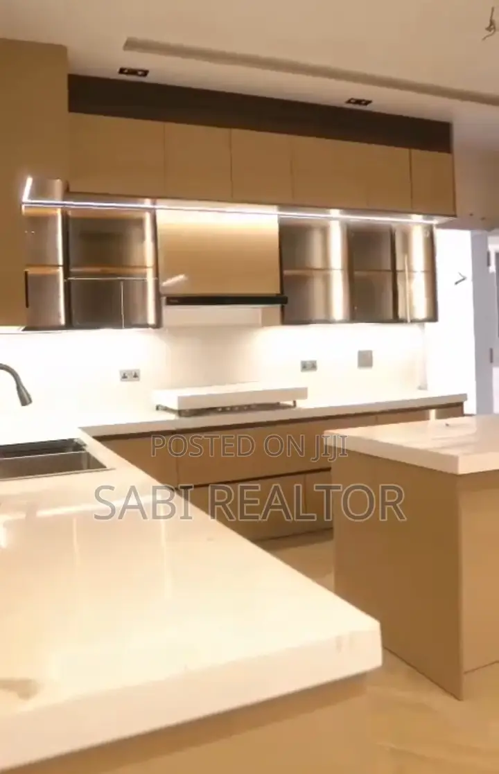 Furnished 5bdrm Duplex in Lekki for sale in Lekki Phase 1