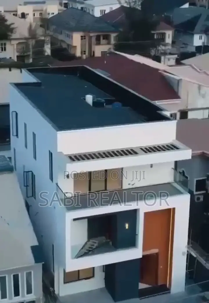Furnished 5bdrm Duplex in Lekki for sale in Lekki Phase 1