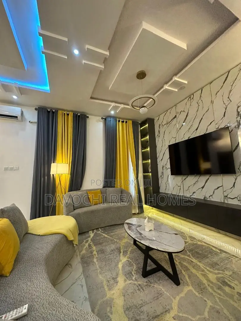 Furnished 3bdrm Apartment in Lekki Phase1 for rent in Lekki Phase 1