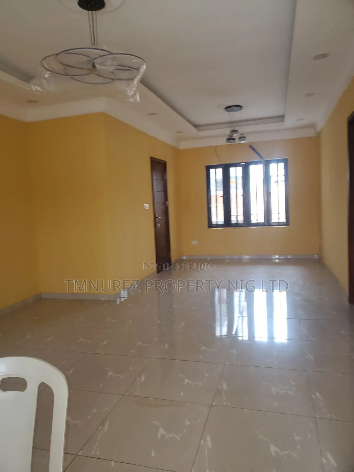 3bdrm Apartment in Lekki Phase1 for rent in Lekki
