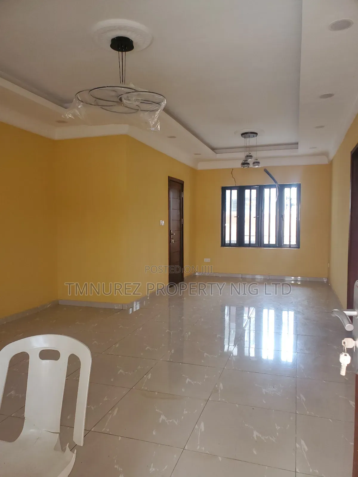 3bdrm Apartment in Lekki Phase1 for rent in Lekki