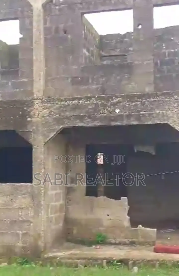 2bdrm Block of Flats in Ayobo for sale in Ayobo