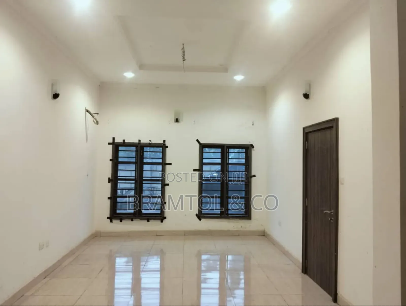2bdrm Townhouse / Terrace in Apo District for rent in Apo District