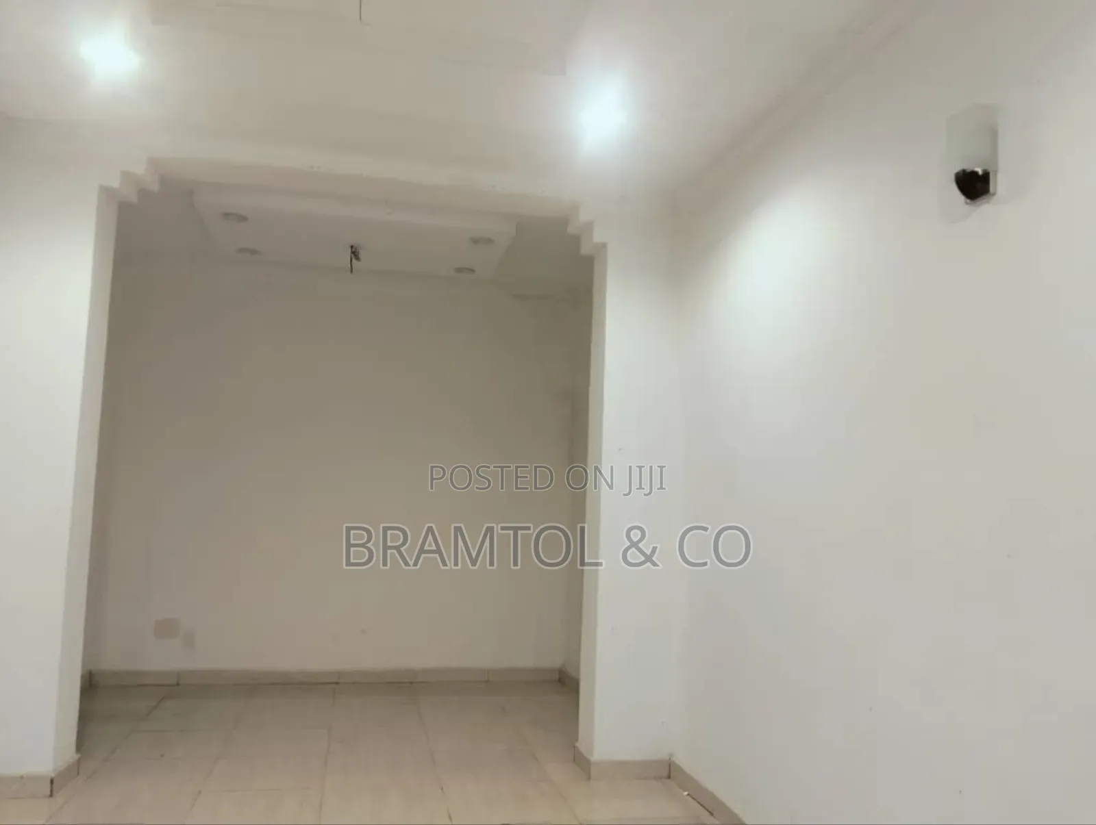 2bdrm Townhouse / Terrace in Apo District for rent in Apo District