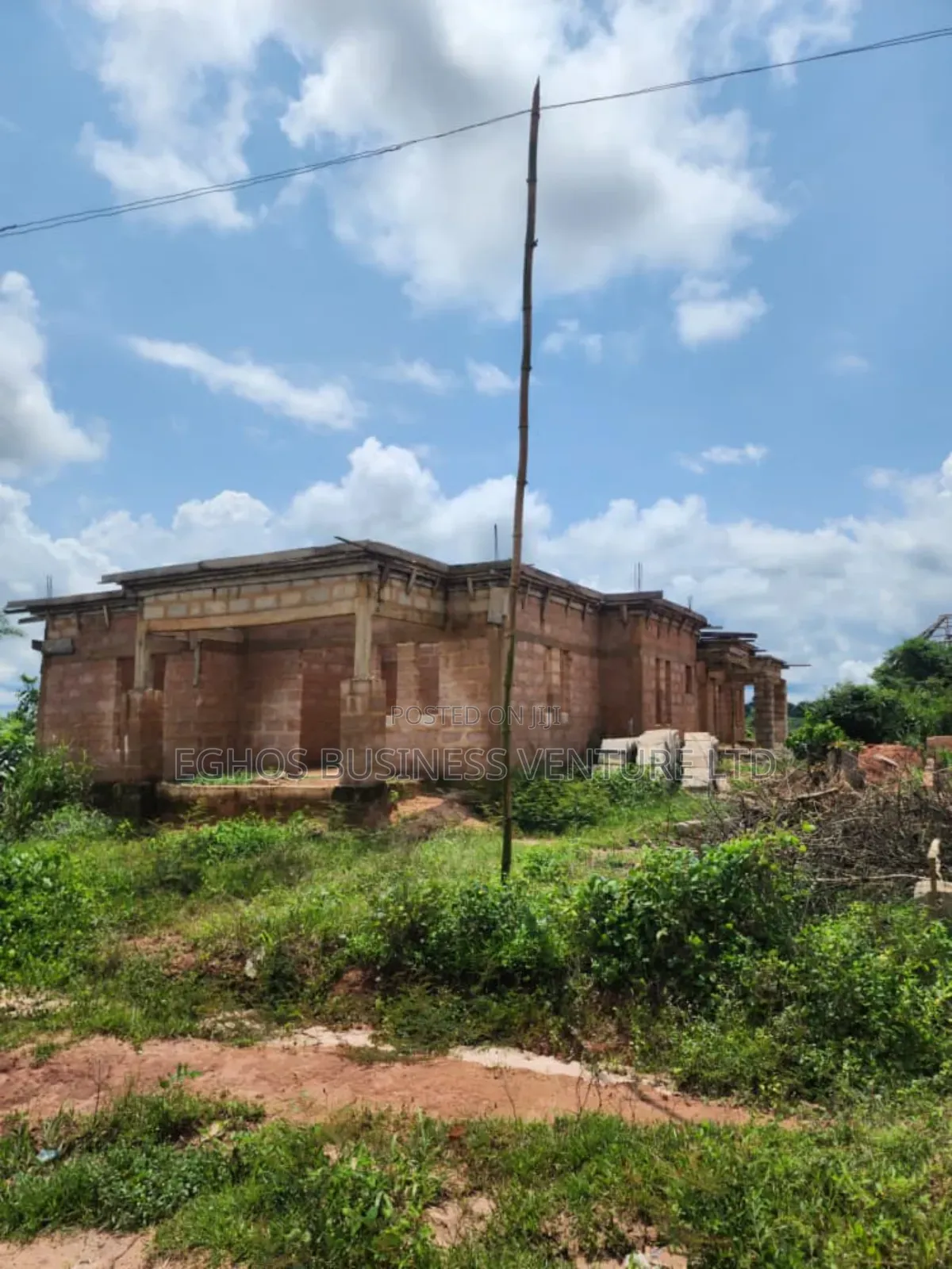 3bdrm Block of Flats in Iguodia Ekiadolor, Benin City for Sale in Benin City