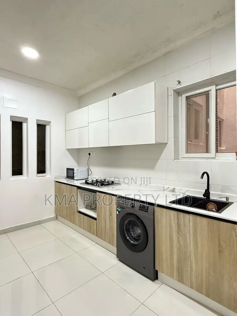 Luxurious 2 Bedroom Apartment With Ps5 and Pool in Ikoyi