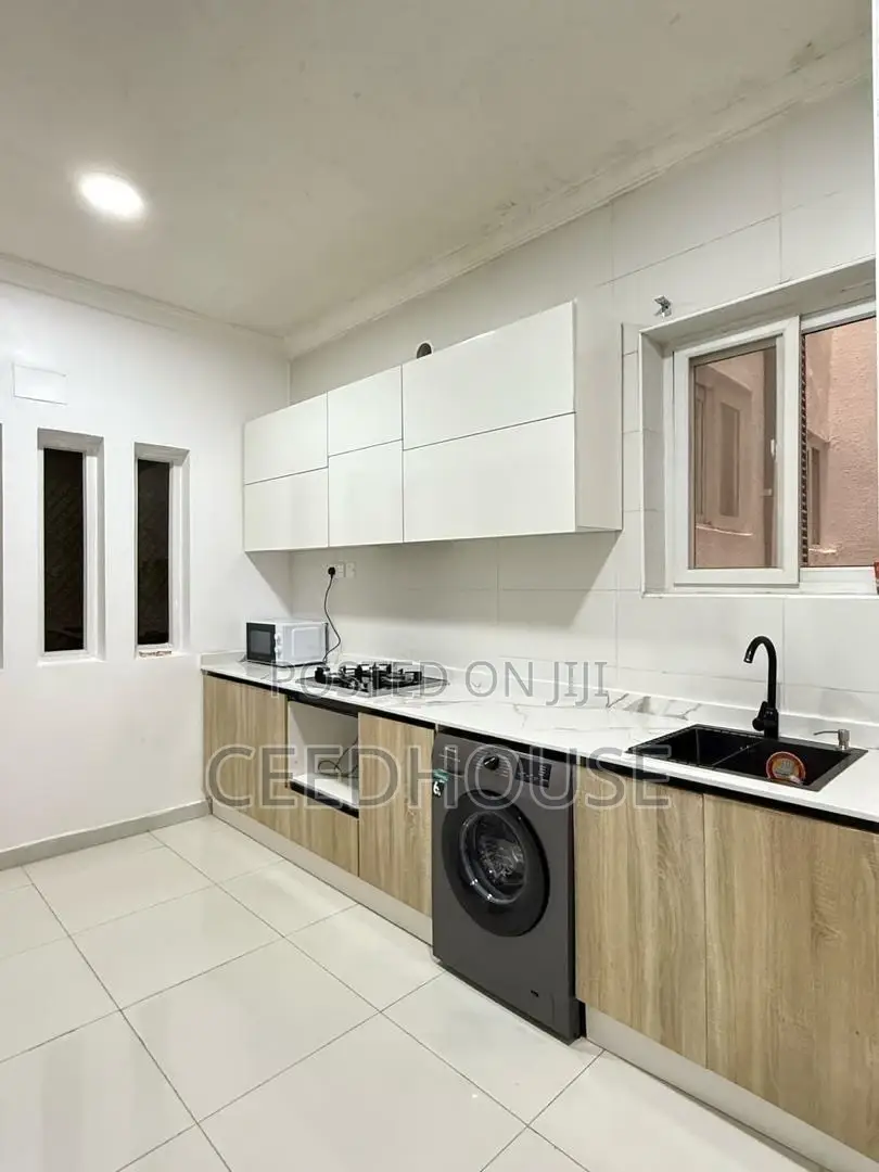 Luxurious 2 Bedroom Apartment With Ps5 and Pool in Ikoyi