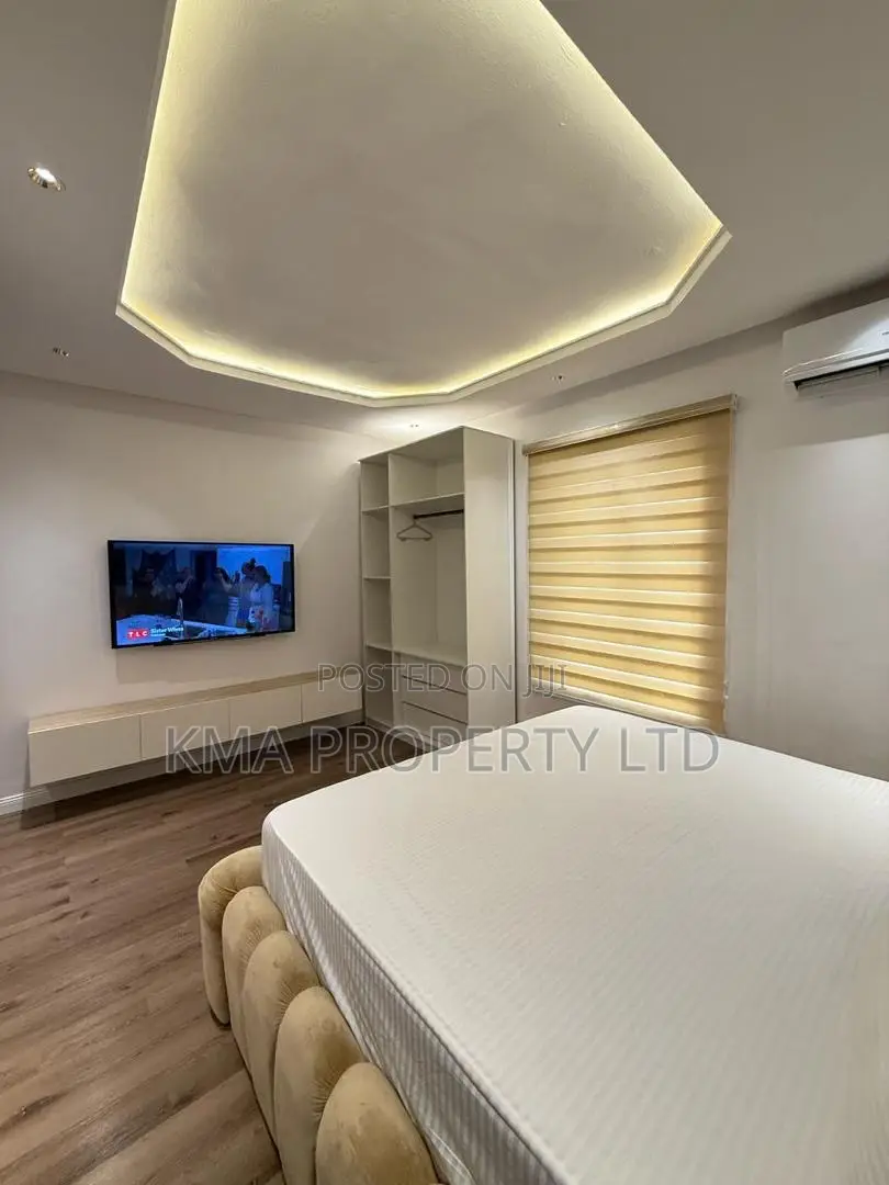 Lucy 2 Bedrooms Duplex With Pool and Ps5 in Ikate