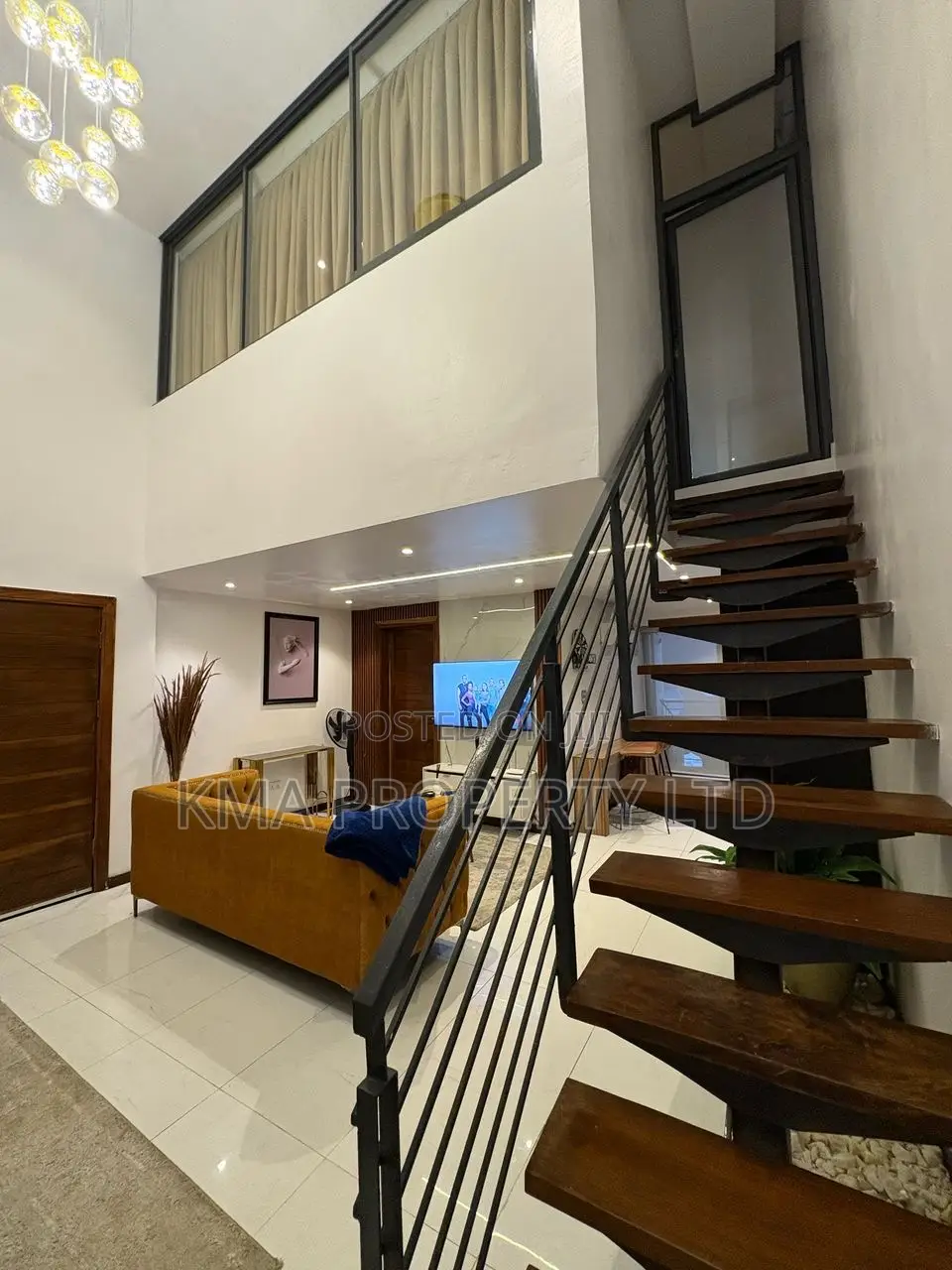 Luxurious 2 Bedroom Loft With Ps5 and Jenga Games in Ikate