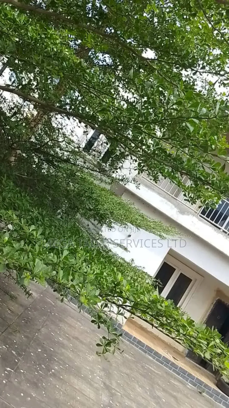 5bdrm Duplex in Bankole Estate, Ojodu for sale in Ojodu