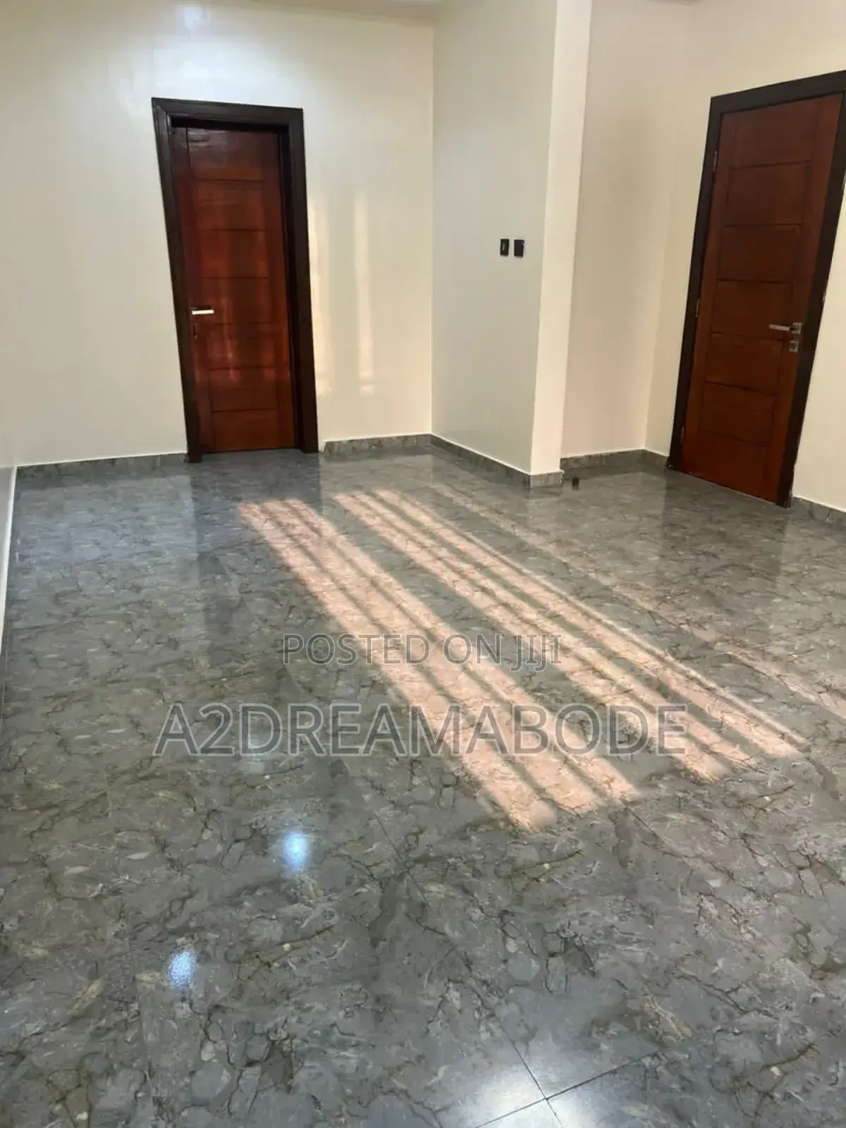 3bdrm Apartment in Ikeja Gra for sale in Ikeja